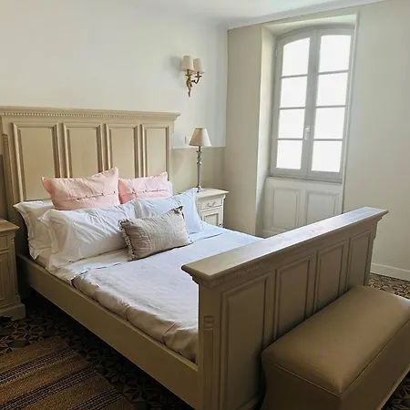 度假居 Beautiful And Spacious 3 Bed Character With Large, Private Heated Pool *